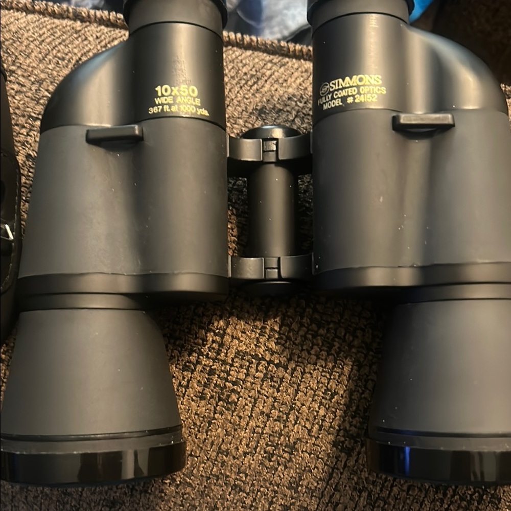Simons Black Binoculars 10x50